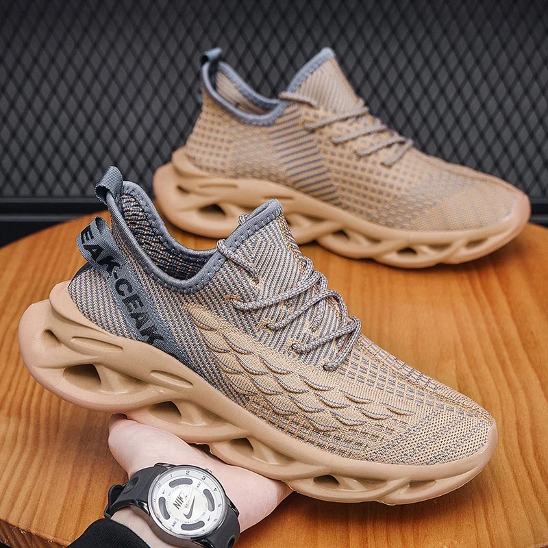 Running Shoes Mesh Breathable Sports Sneakers Men Light Soft Thick Sole Hole Couple Shoes Athletic Sneakers Women Shoes