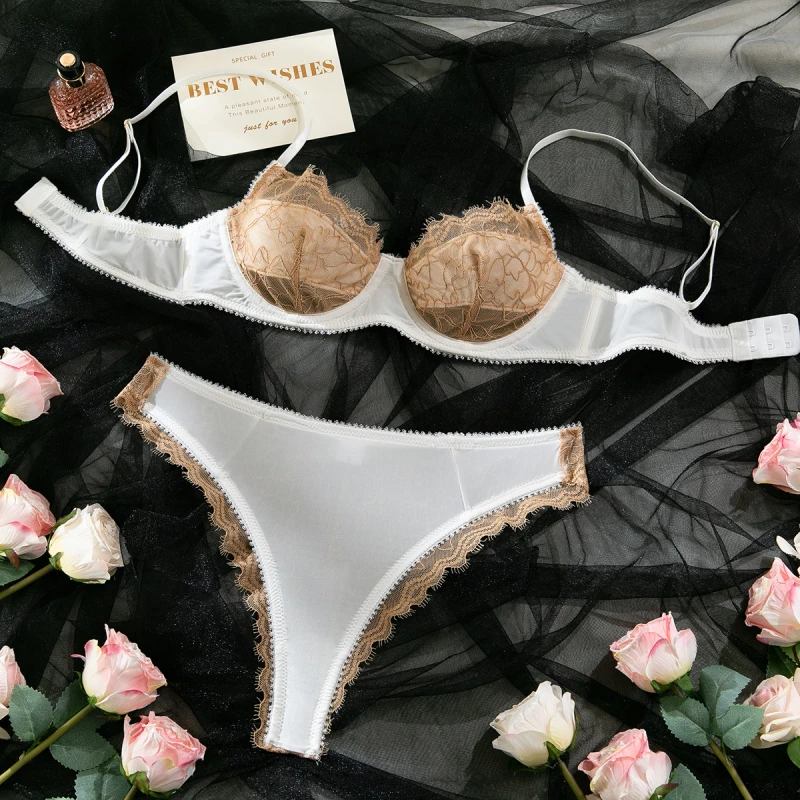 بيكيني ملابس سباحة رفيعة للغاية من الدانتيل مع مجموعة ملابس داخلية رفيعة من Underwire