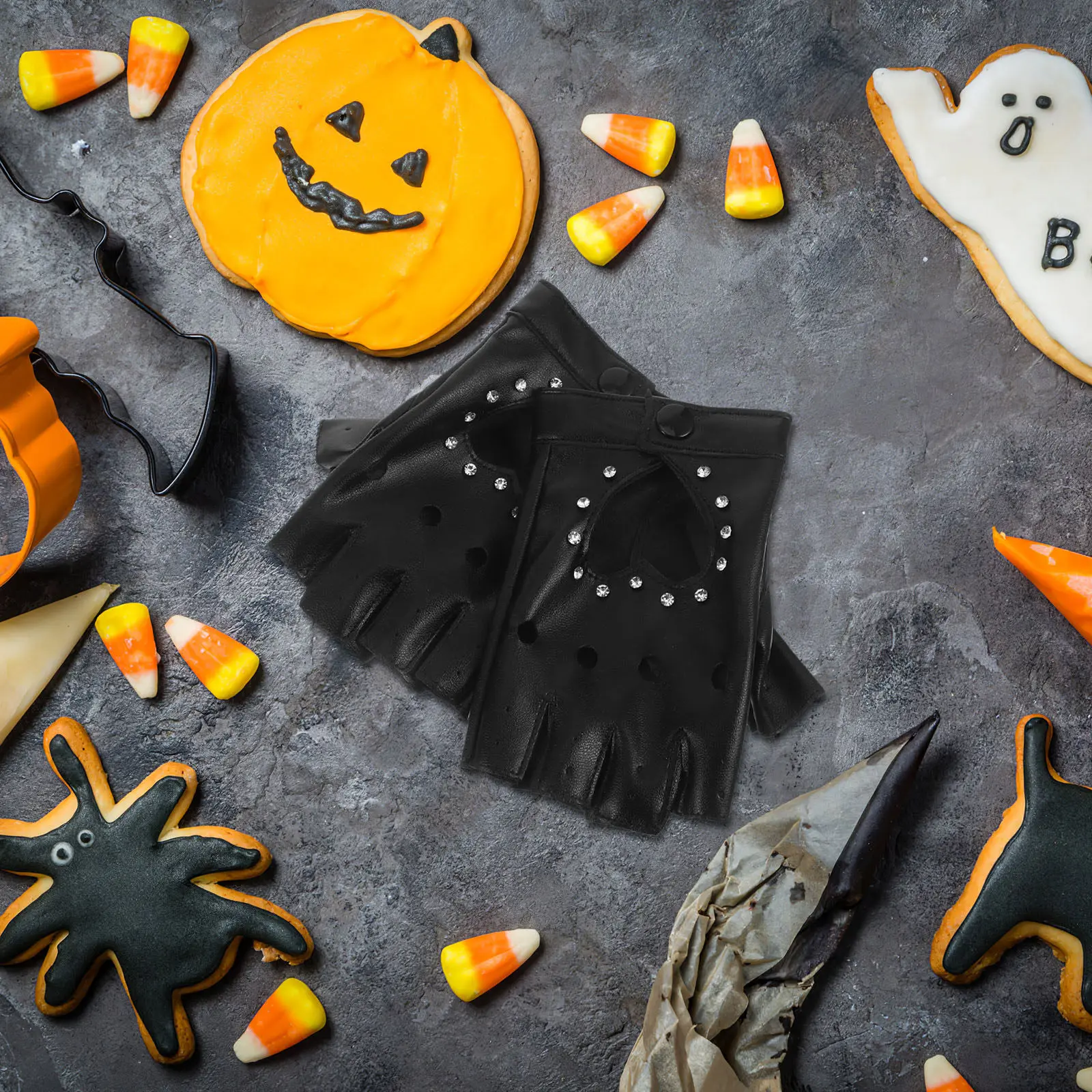 

1 пара детских перчаток без пальцев в стиле панк, перчатки из искусственной кожи с вырезом в форме сердца, блестящие варежки без пальцев, детские перчатки для танцев, вечеринок, костюмов на Хэллоуин