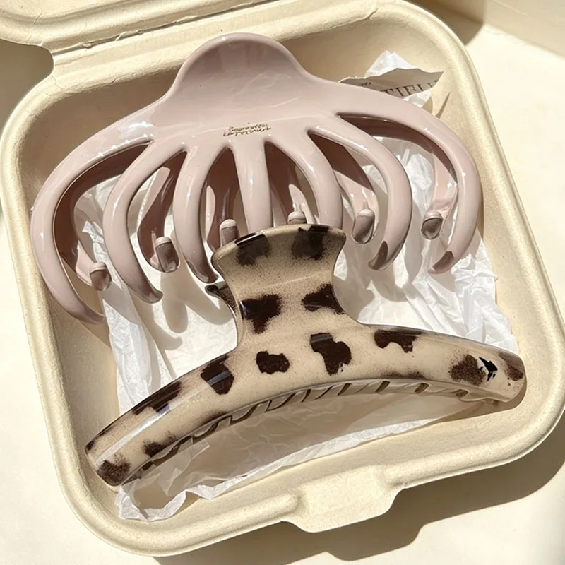 Retro Hawaii Irregular Beach Claw Clip For Women Trendy Flower Shark Hair Clip Crab Back Of Head Hairpins Party Hair Accessories