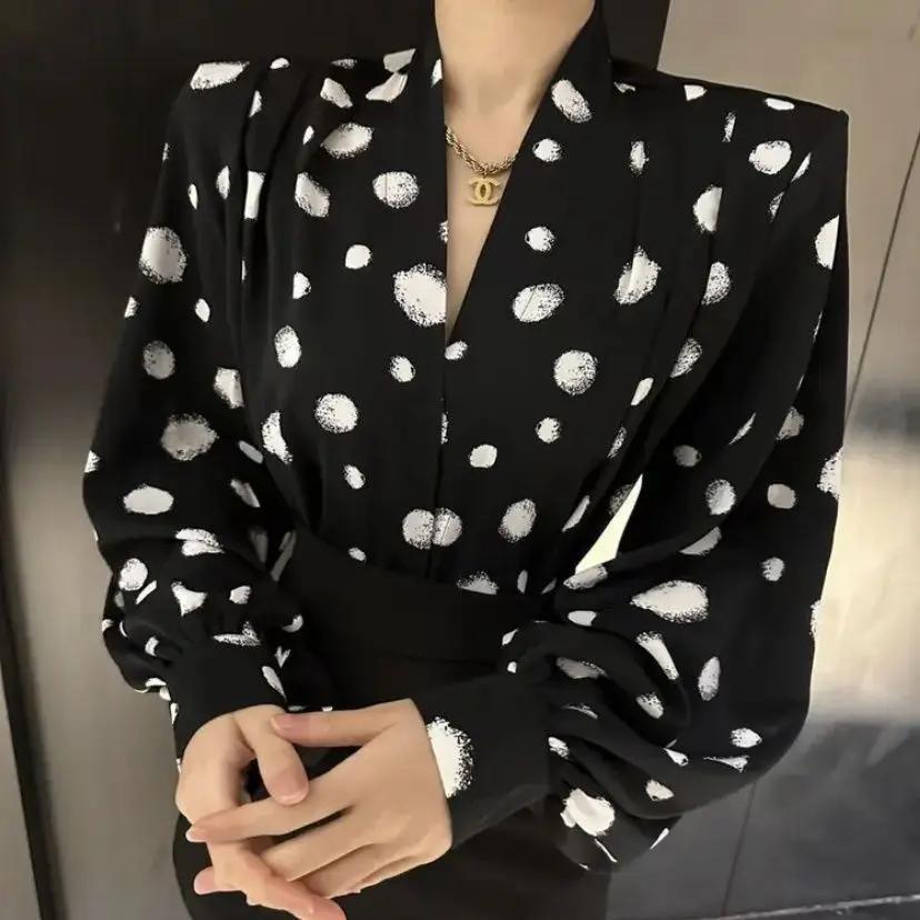 Dames Vintage léopard col en v chemises automne tempérament géométrique en mousseline de soie lanterne manches Blouse femmes vêtements tendance haut t-shirt