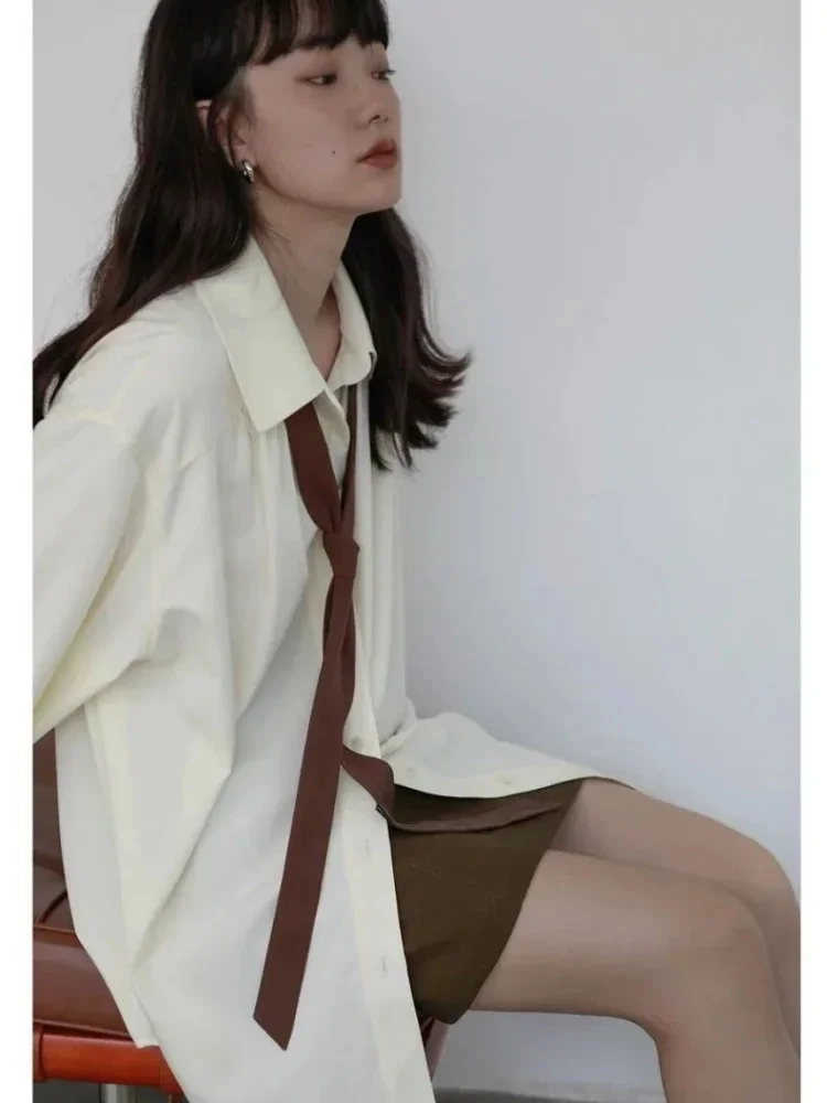 Camisa minimalista de manga larga con botones para mujer, camisas de corbata sólidas de estilo coreano, blusa, ropa suelta, Tops de primavera