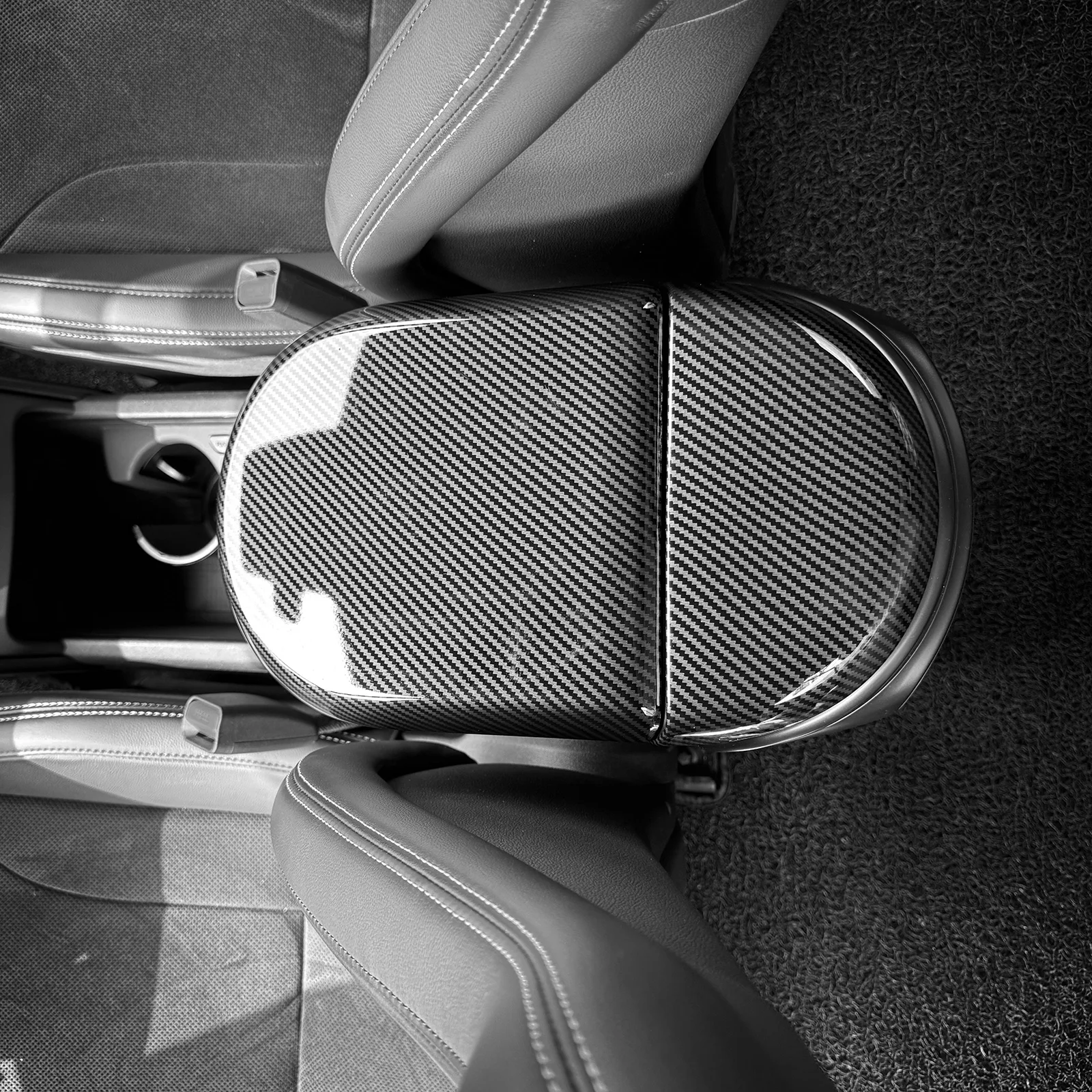 Carbon Fiber Style Central Armrest Pad ABS Decoration Cap Cover For Hyundai IONIQ 5 N 2024 LHD RHD