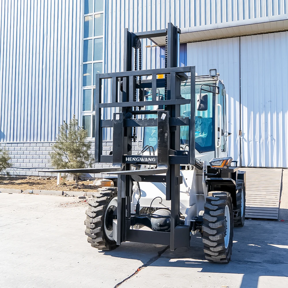 Off-road Wheel Forklift Diesel Engine All-terrain Off-road Small Forklift Engineering 3 T Diesel Forklift Support Customization