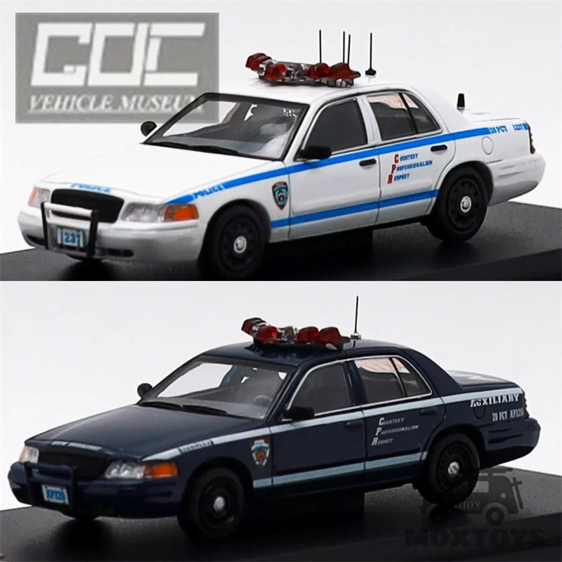 

GOC 1:64 Crown Victoria AP220 Dark Blue / 1237 White Diecast Model Car