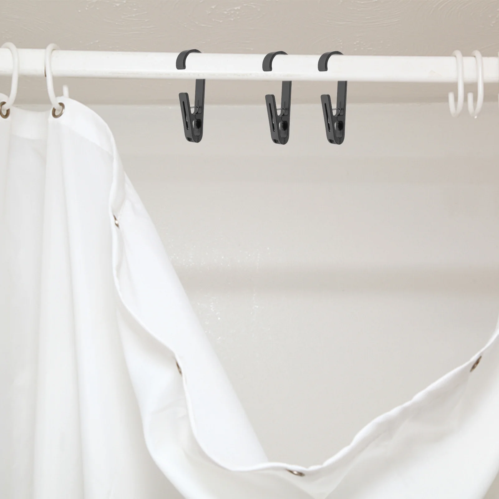 

4Pcs Multi-Functional Clothes Hangers Clips Bathroom Balcony Curtain Strong Load Bearing Stylish Practical Organizer