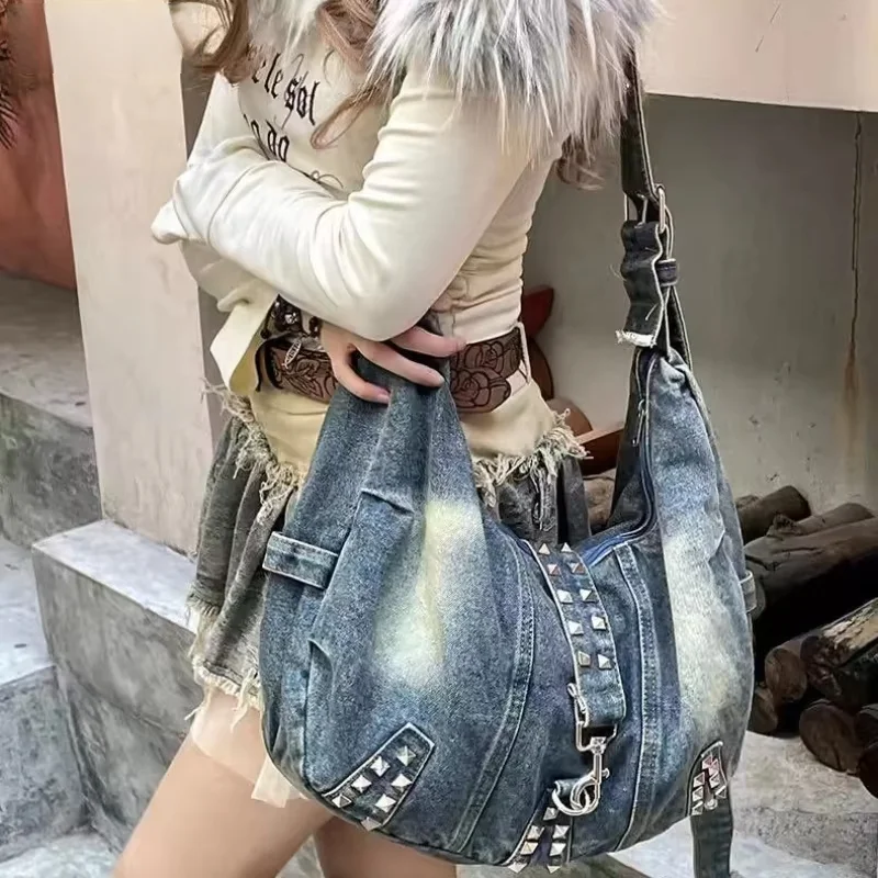 

Vintage Washed Denim Tote Bag Women Rivet Punk Style Large Capacity Shoulder Messenger Bag Y2K Streetwear Handbag Aesthetic 2026
