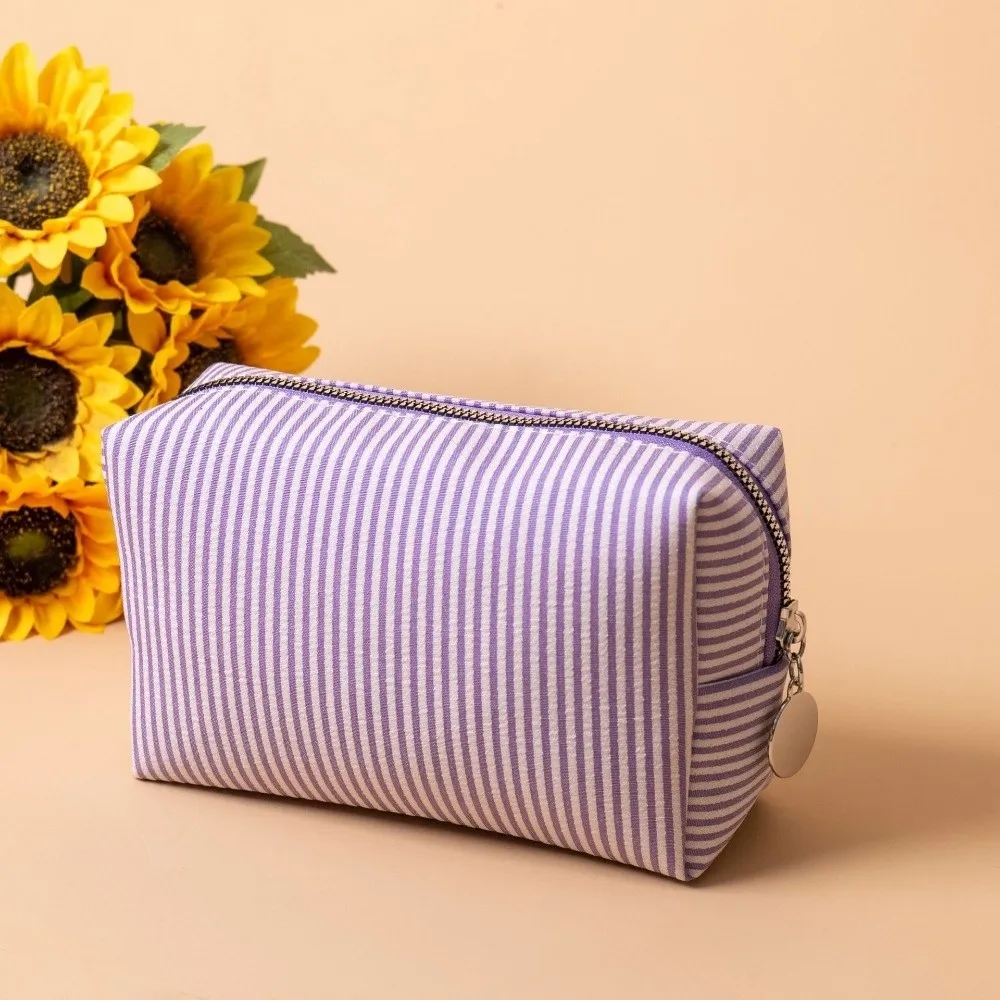 

Portable Zipper Travel Cosmetics Bag Striped Organizer Toiletry Bag Large-Capacity Makeup Storage Bag Students