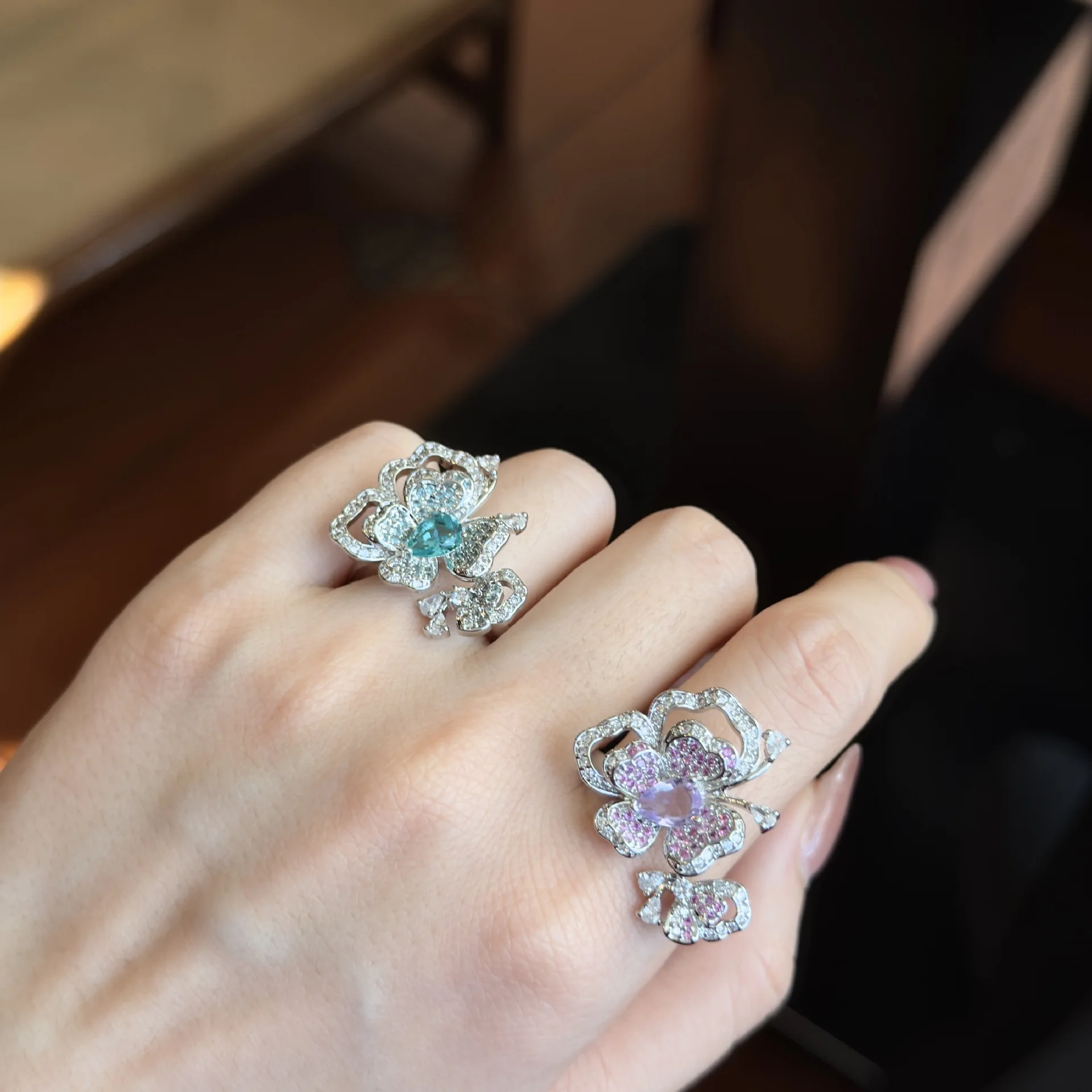 New Hollow Out Petal Female Ring Fashion Light Luxury High-end Romantic Pink Diamonds Butterfly Rings for Women Wedding Jewelry