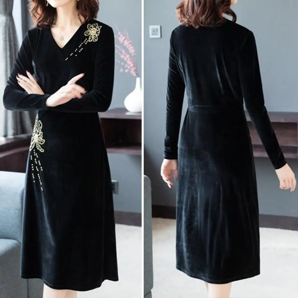 Women Fall Winter Dress V Neck Long Sleeve Dress Embroidery Slim Fit Soft Warm Vintage Mid-calf Length Midi Dress