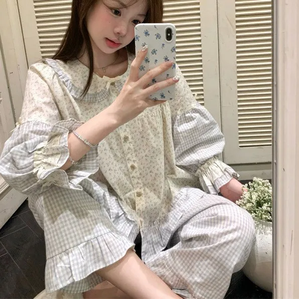 

New Sweet Splicing Doll Collar Cute Loungewear Pajama Set