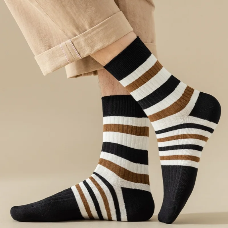 

Men's Socks Striped Stockings for Men Color Matching Middle Tube Stocking Sports Leisure Stocking Breathable High Elasticity