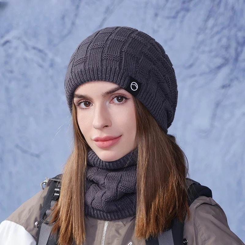 Winter Outdoor Windproof Ear Protection Hat with Fleece Lining Warm Hat Scarf Set Unisex Knitted Wool Hat Two-Piece Set