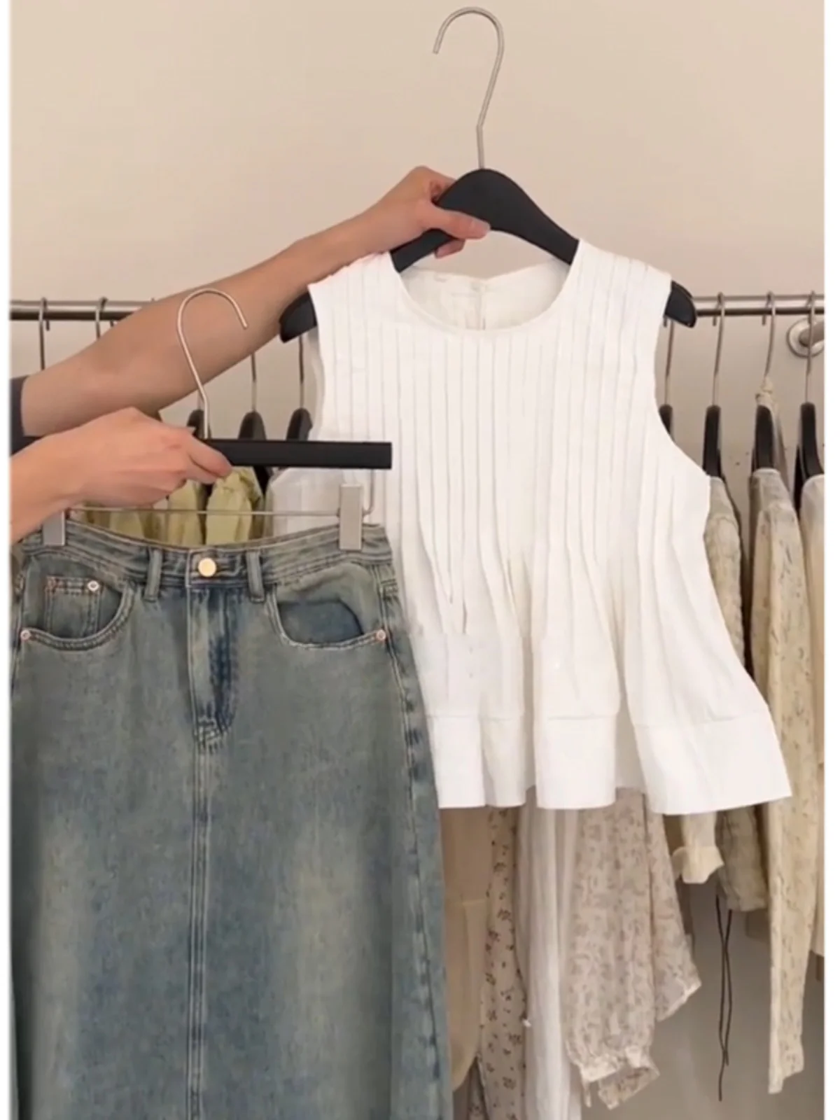 

Korean Sweet Sle Loose Svel ort Doll irt Women Summer Faion Youthful Versatile Slimming Trendy round Ne Top