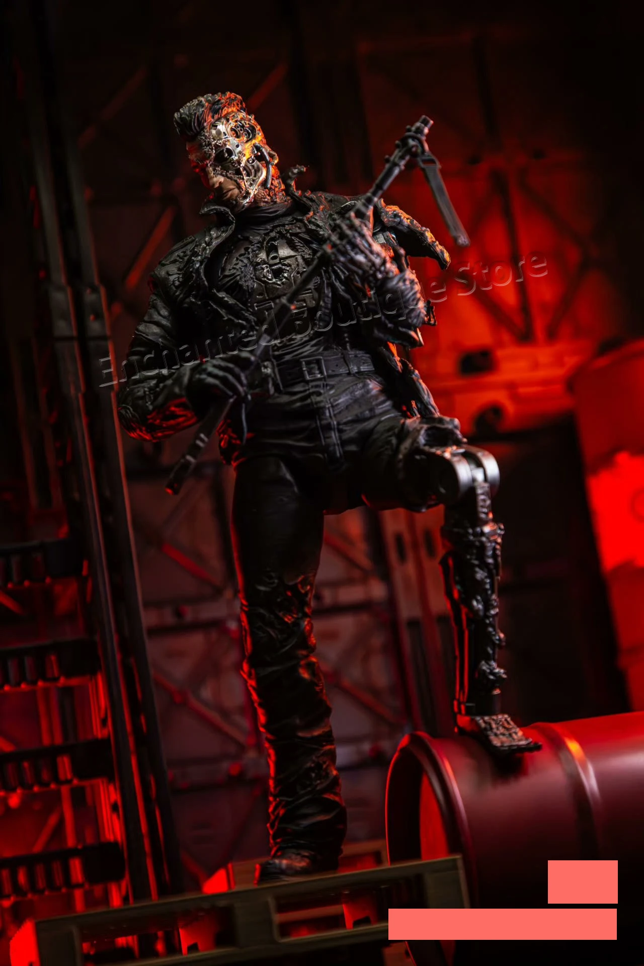 

В наличии: Фигурка FutureWarrior Battle Damage Plate T800 1/12