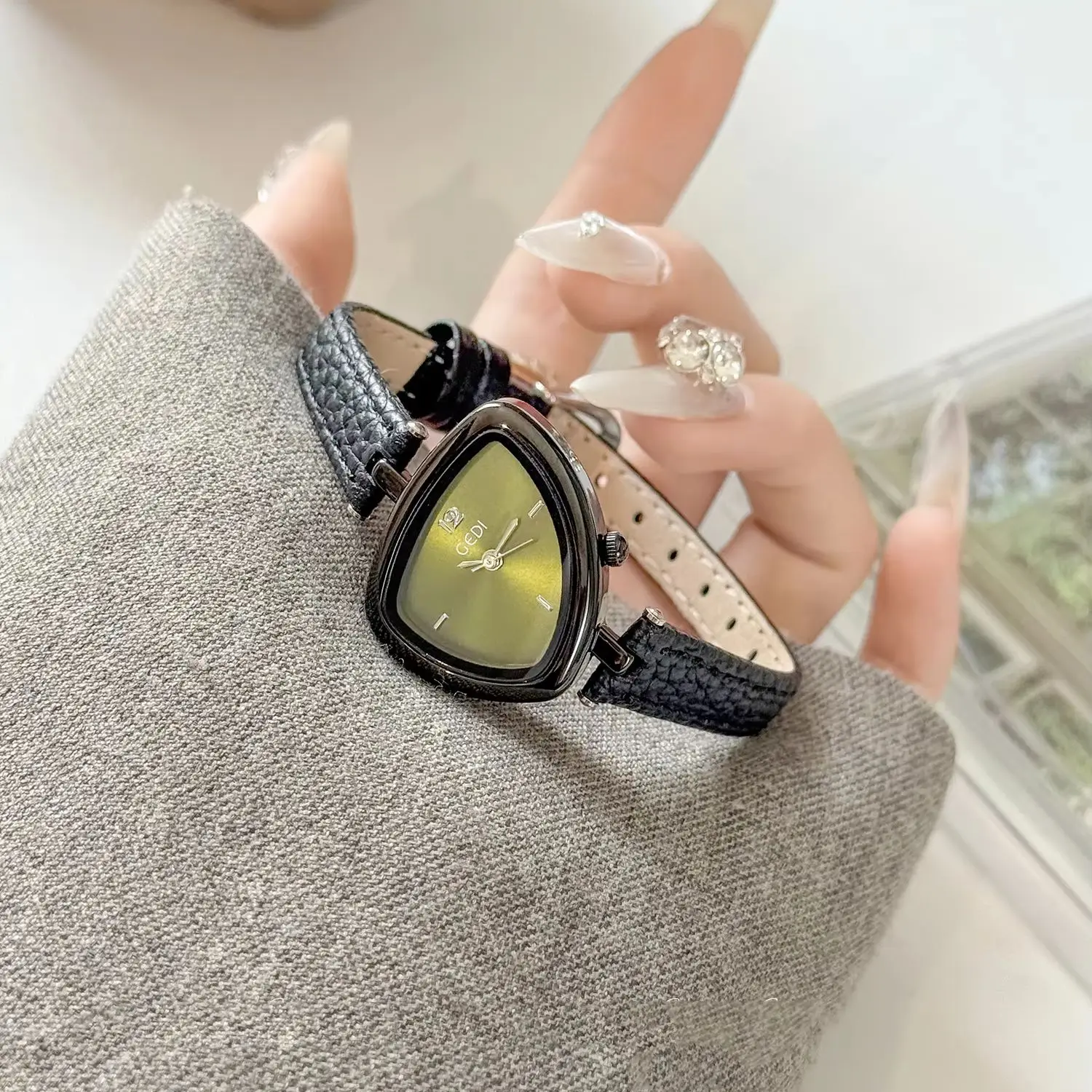 Fashionable Luxury Woman' Watch with Asymmetrical Design, Leather Strap, Small Dial, Quartz Movement - 2025 New Arrival