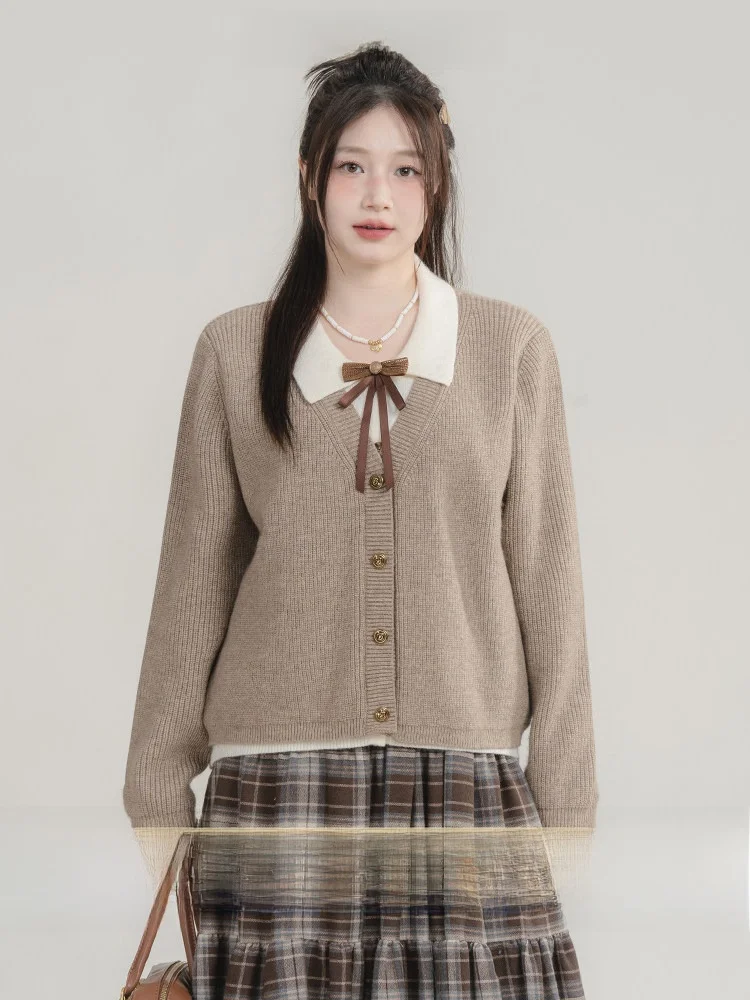 

Heynew Sweet Girl Knitted Sweater Coat Large Size Women's Fashion College Style Winter New Arrival with Brooch for plus Size