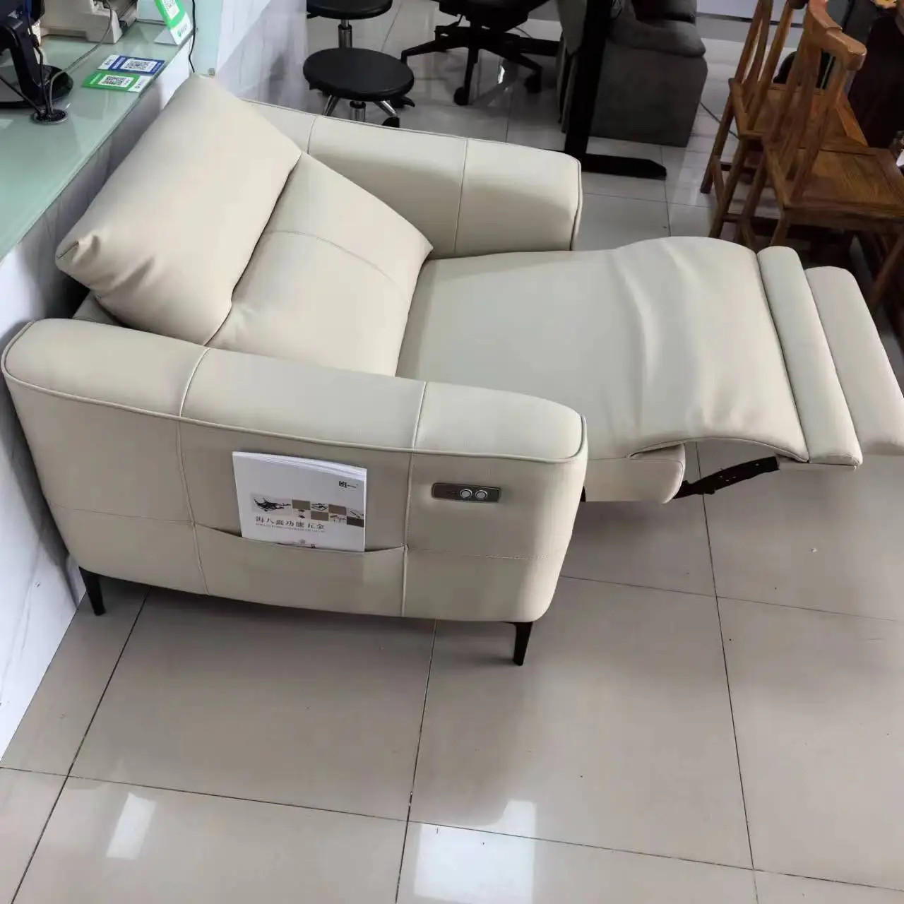 Italian Minimalist Zero Backrest Wall-Mounted Electric Space Functional Iron Frame Sofa High-Leg Chair MechanismsATV&UTV
