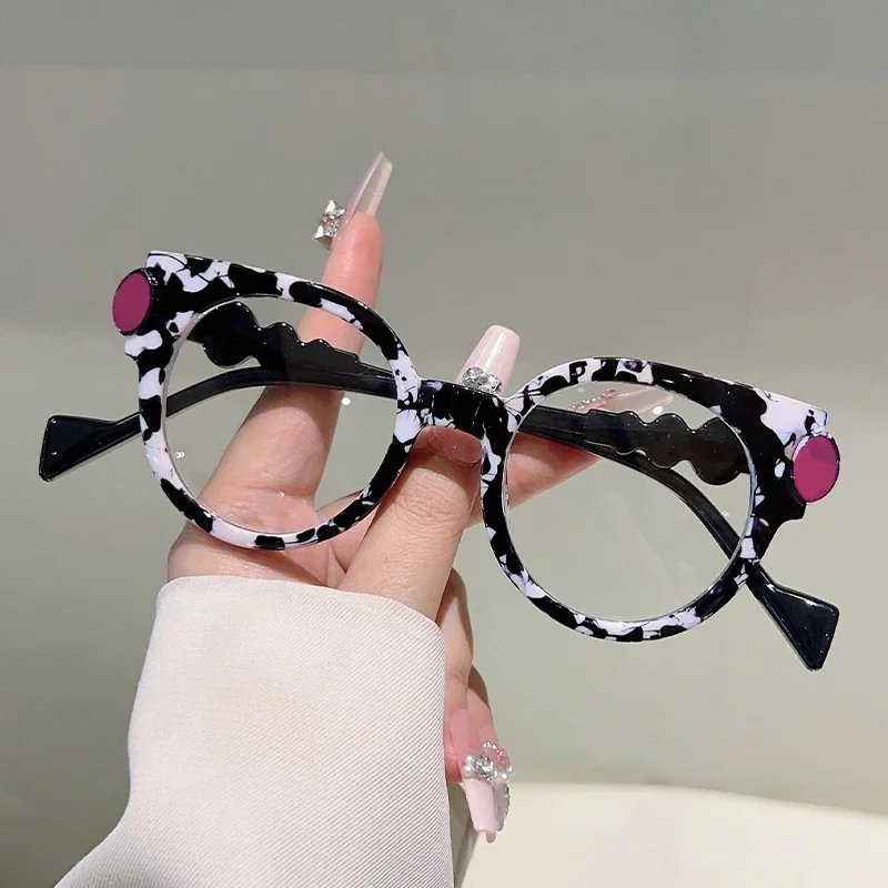 KAMMPT Niedliche runde Brille für Damen, neue Mode, blaues Licht blockierende optische Rahmen, trendige Patchwork-Markendesign-Brillen