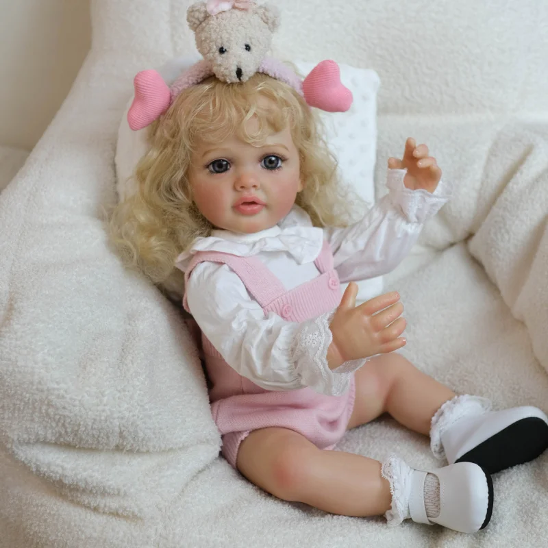 Maglione canotta rosa chiaro da 22 pollici Betty Realistico bambola rinata Regalo compagno Regalo di festa per bambini