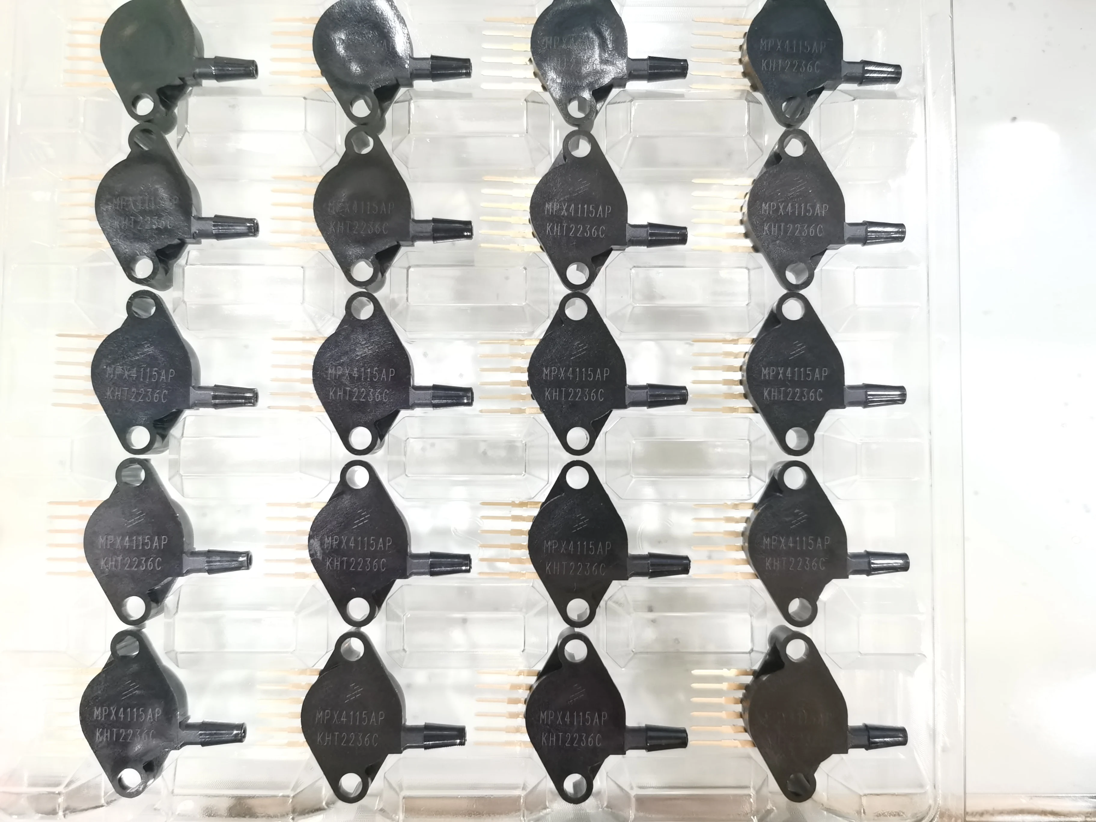 MPX4115AP Freescale High Precision Pressure Sensors MPX Series New Original Shipped quickly