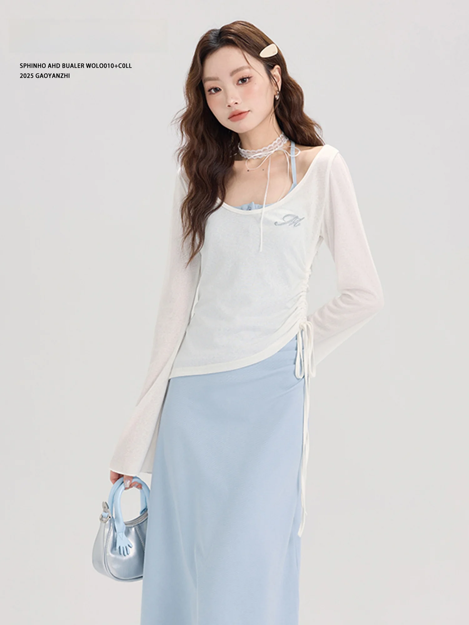 

Новинка лета: Модный женский комплект из двух предметов – длинное белое платье-накидка с бретельками и приталенным силуэтом в стиле принцесс.