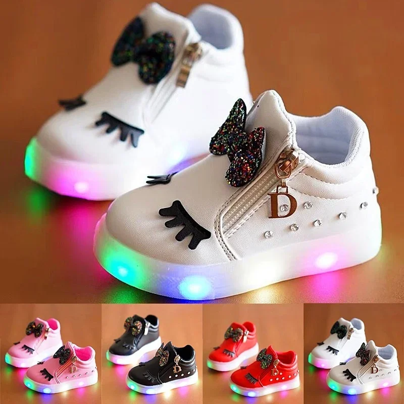 Children Luminous Shoes Boys Girls Sport Running Shoes Baby Flashing Lights Fashion Sneakers Toddler Little Kid LED Sneakers