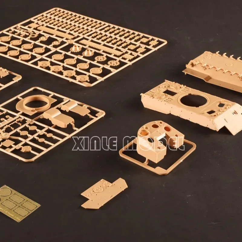 Trumpeter Kit modello carro armato assemblato in plastica 84832 Flakpanzer tedesco V Ausf. Un 1/48