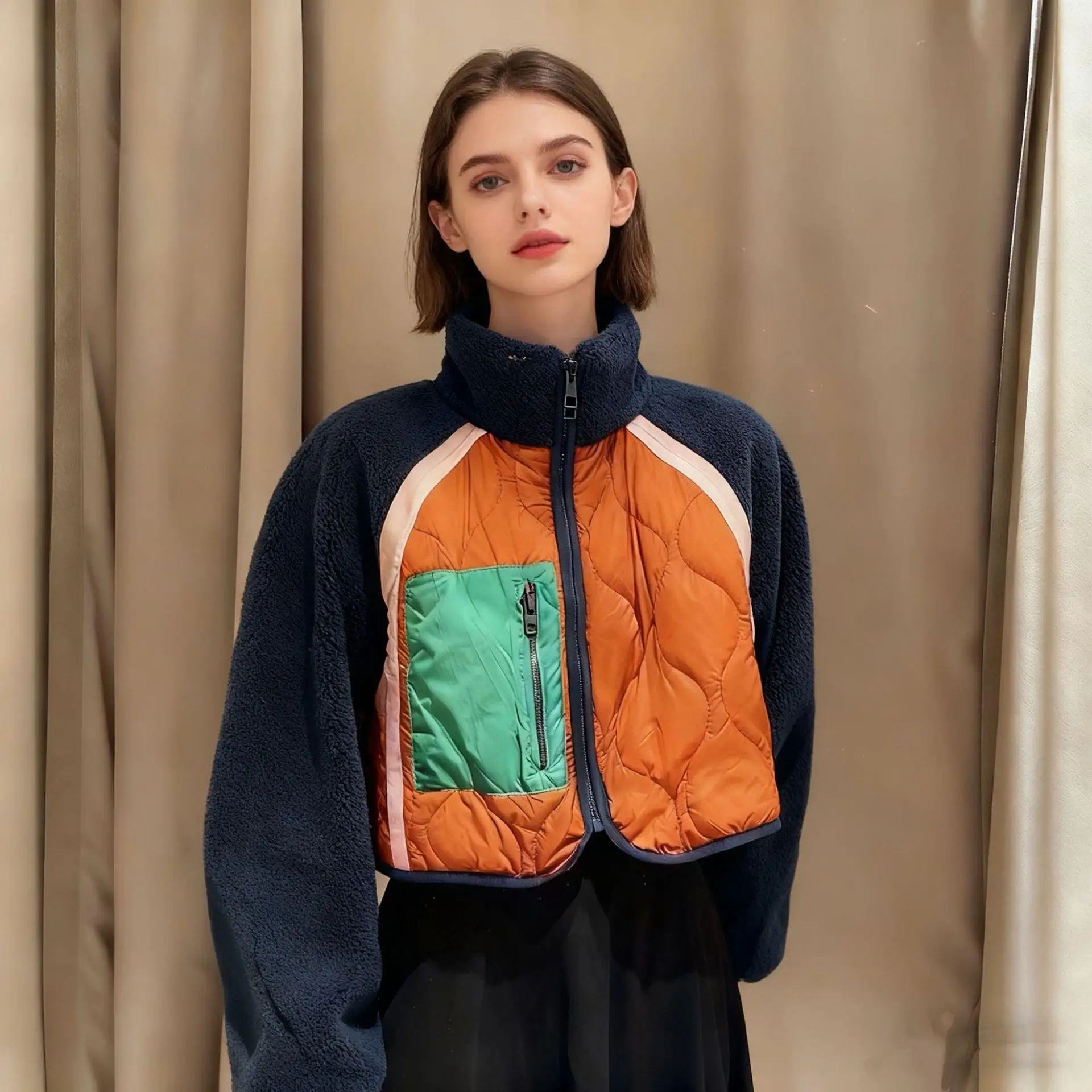 Damska kurtka w kratę, cienka, bawełniana, długa, wiosenna, modna odzież wierzchnia.