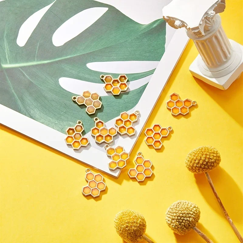 10/30pcs Bee Honeycomb Shape Pendant Enamel Charms For Necklace Bracelet DIY Crafts Jewelry Making