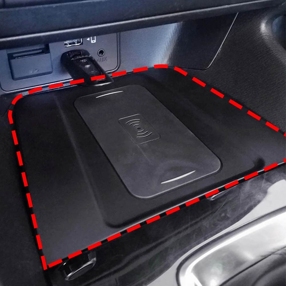 Induction Wireless Charging Pad for Mazda 3 Low-level Axela BM BN 2015-2019 Phone Holder 15W Fast Charger Plate Tray Accessories