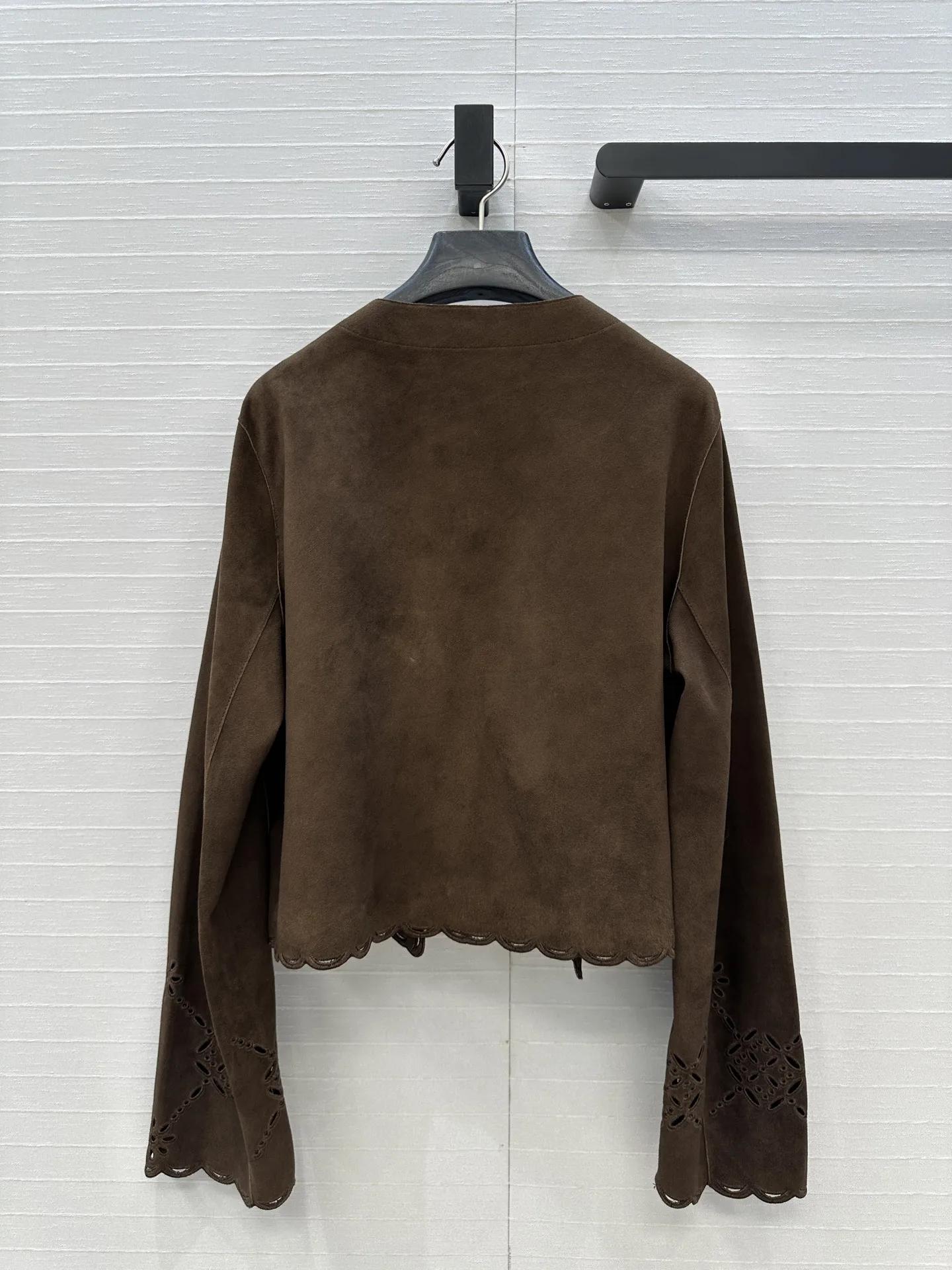 المرأة هندسية التطريز الجلد المدبوغ معطف جلد الغنم جولة الرقبة طويلة الأكمام أزياء سترة قصيرة #3