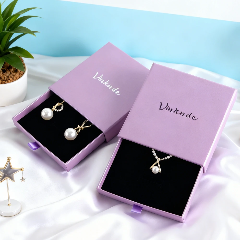 

8x8x2,5 см индивидуальный логотип имя подарочная коробка ручной работы упаковка для ювелирных изделий ожерелье браслет кольца серьги ящик бумажные шкатулки для драгоценностей