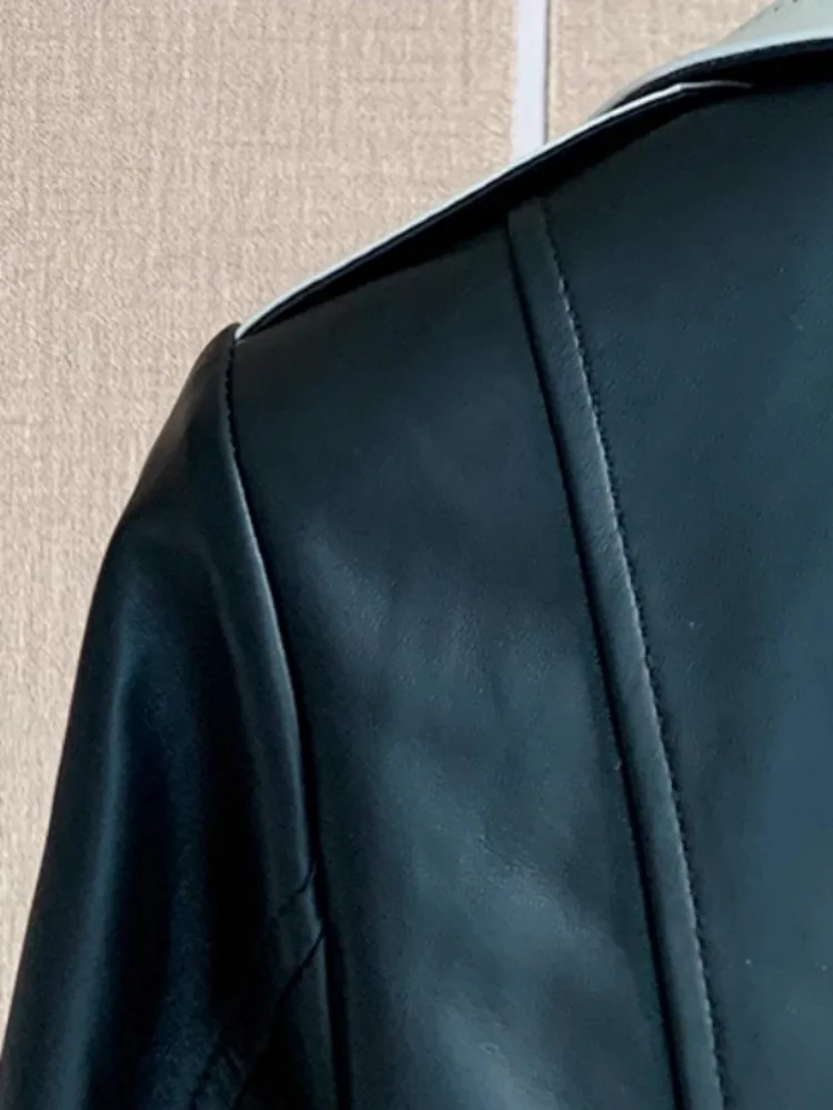 Giacca da motociclista corta da donna in vera pelle Streetwear Cappotto sottile in pelle di pecora Elegante capispalla da donna a maniche lunghe con cerniera da ufficio M-3XL