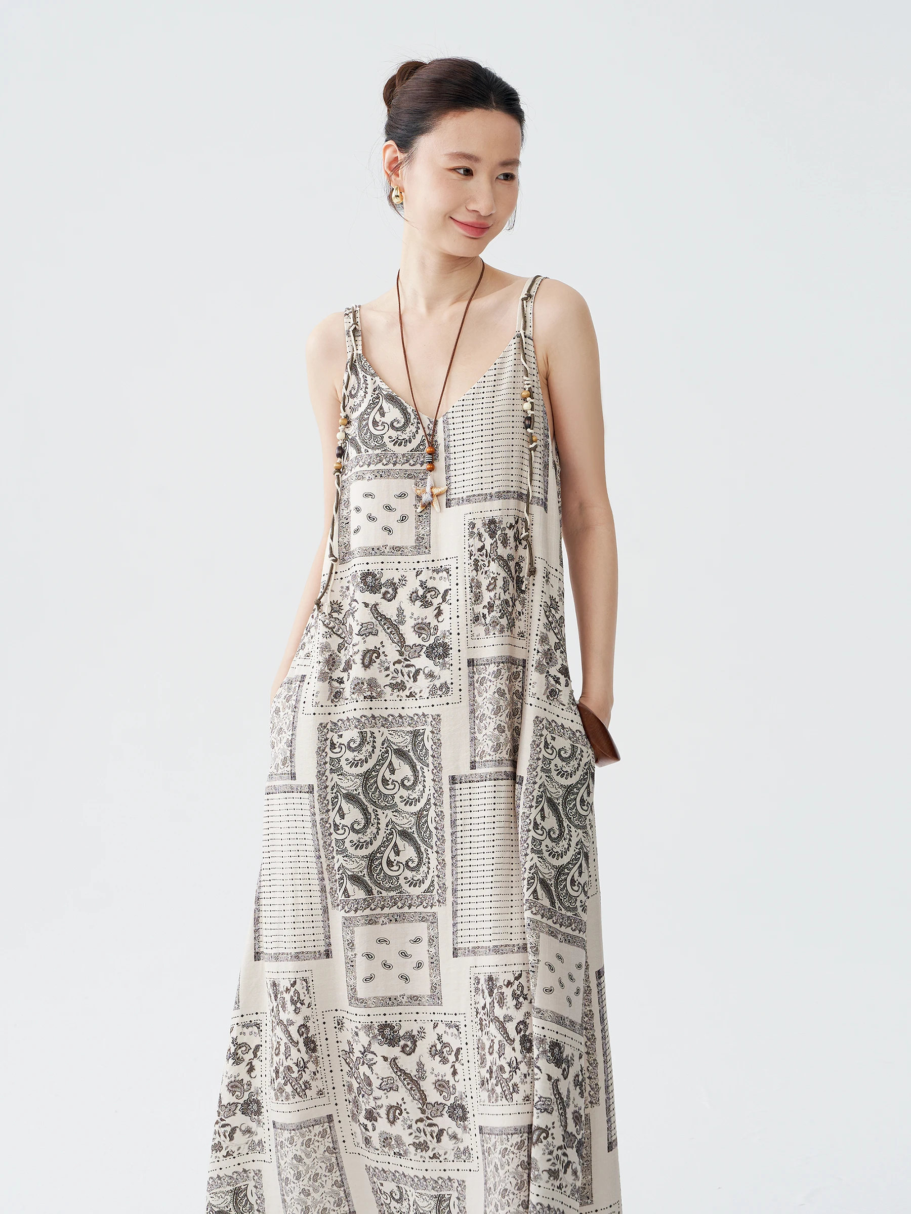 

Summer V-Neck Bohemian Print Halter Dress Women's Loose Fit Beach Vacation Style Long Skirt Casual Travel Holiday Dress