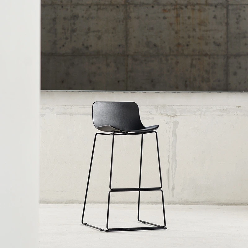 Modern minimalist wrought iron backrest bar stool, bar stool, high stool