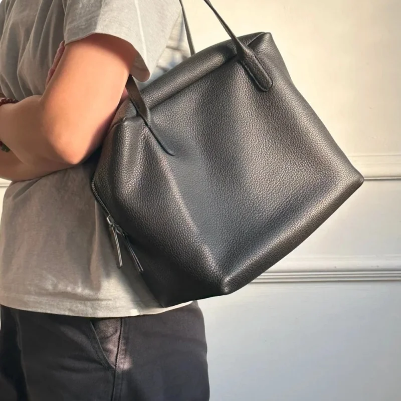 

Новая оригинальная женская сумка на одно плечо из фабричной кожи с регулируемым ремешком - простая и непринужденная стильная сумка.