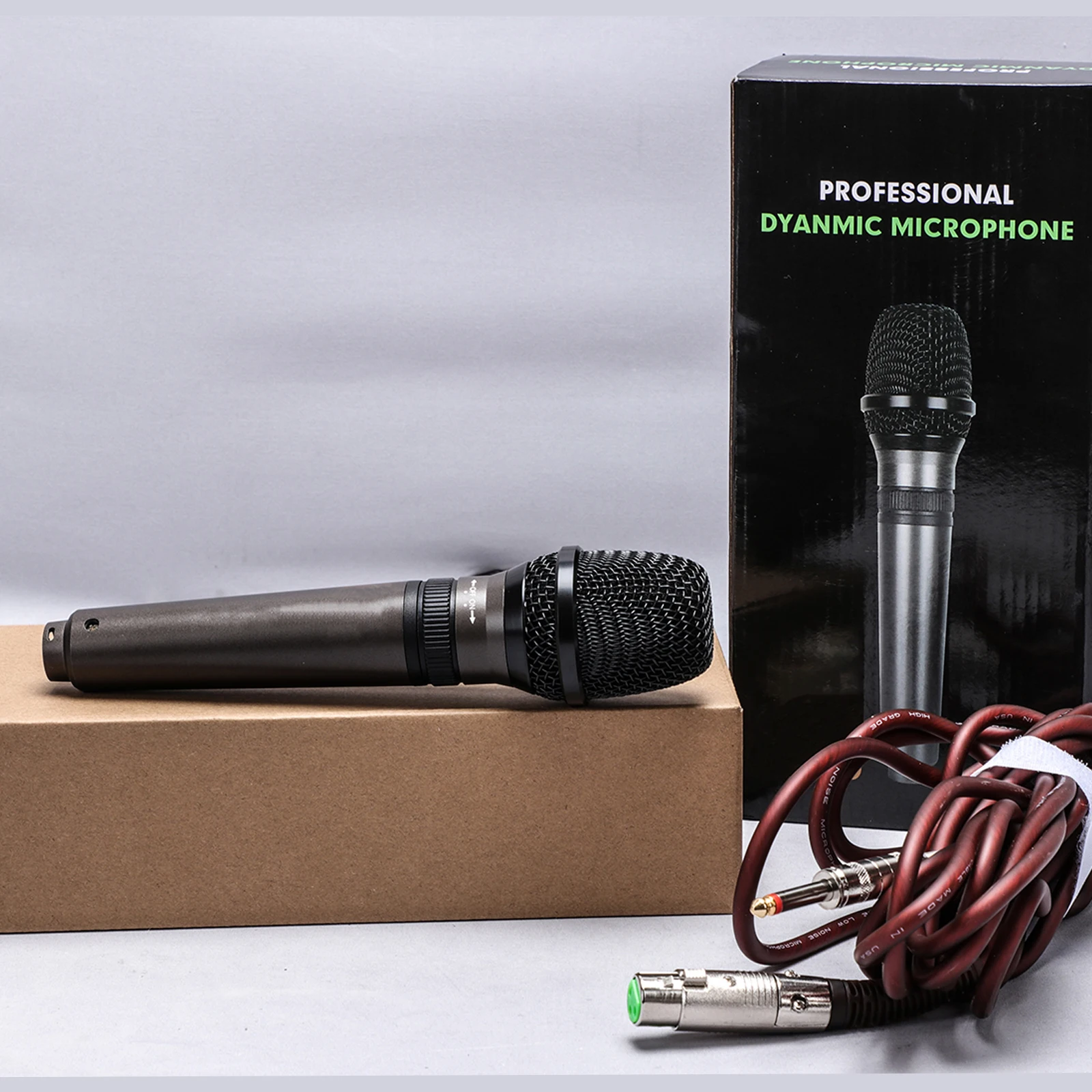 

Wired microphone professional home KTV stage Karaoke dynamic coil metal microphone conference handheld K song YX03