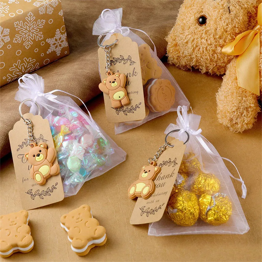 30 Stück niedliche Bären-Schlüsselanhänger, ideal als Geschenk für Partys. Dieser Bären-Schlüsselanhänger wird mit einer Tülltasche, einer Dankeskarte und einem Anhänger geliefert, ideal für – Detail 2
