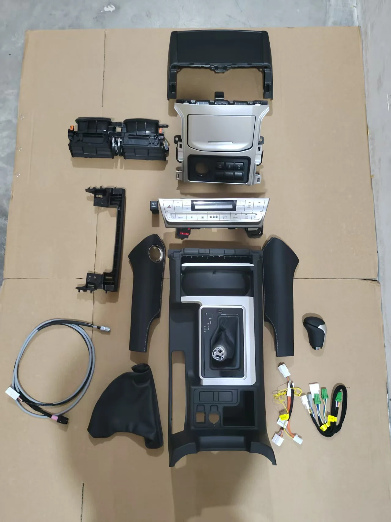 High-Class Complete Interior Auto Modification Parts PRADO 10-18 Upgrade 20 Interior Kit