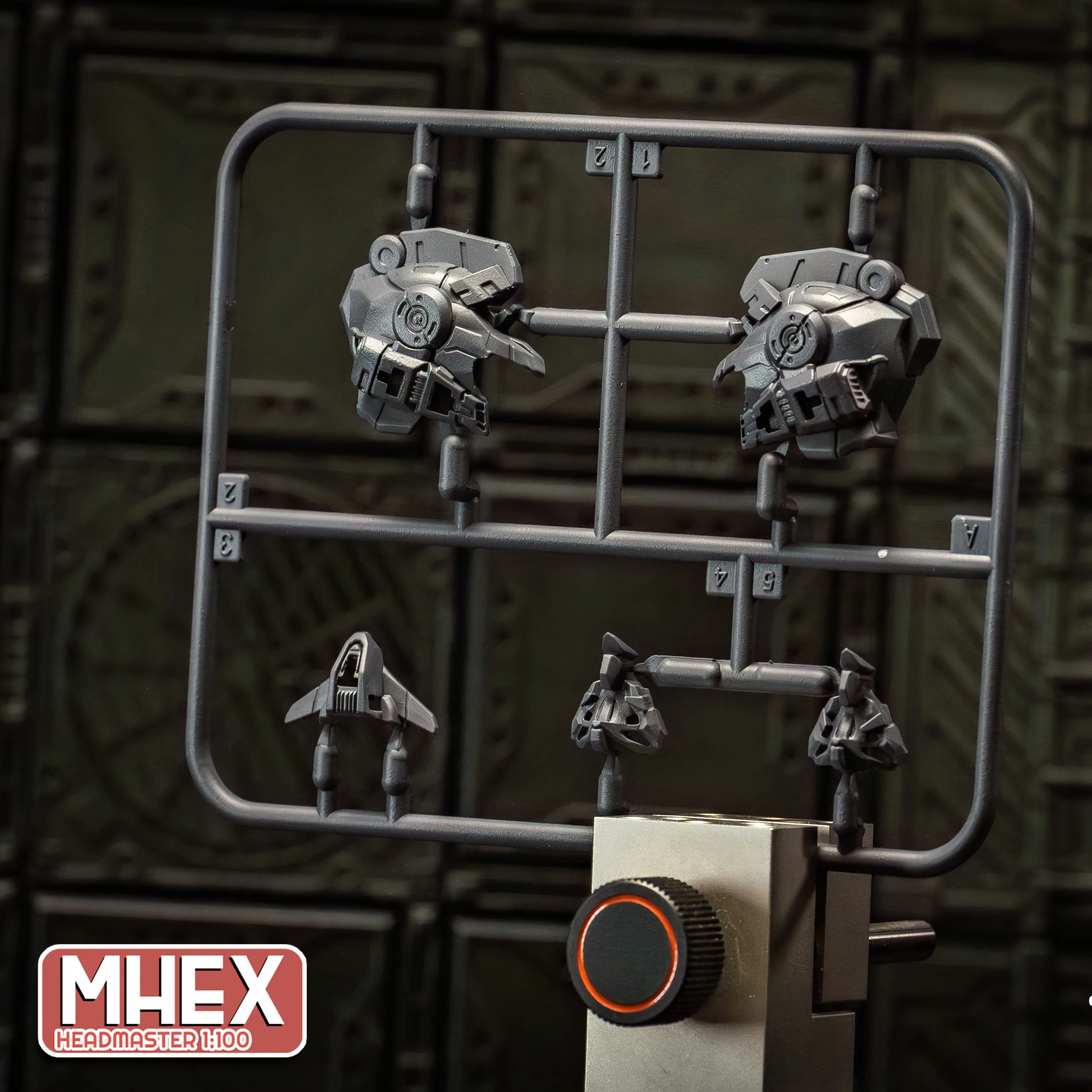 Minerva Hobby Mechanical Myth Series 04: تمثال رأس Lingxuzi Mecha، مجموعة كاملة مرسومة مسبقًا متوافقة مع MG Barbatos