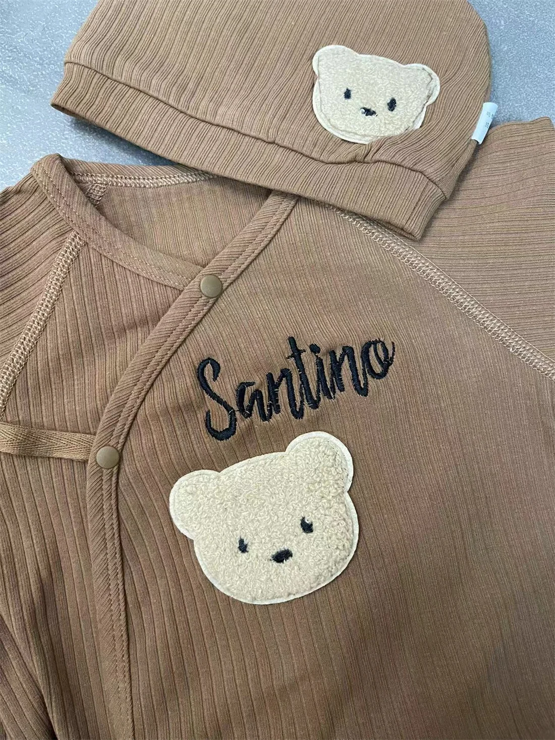 New Kid Baby Girl Boy Long Sleeve Waffle Patch Bear Infant Newborn Jumpsuit Cotton Gift Hat Custom Baby Name Mountaineering Suit