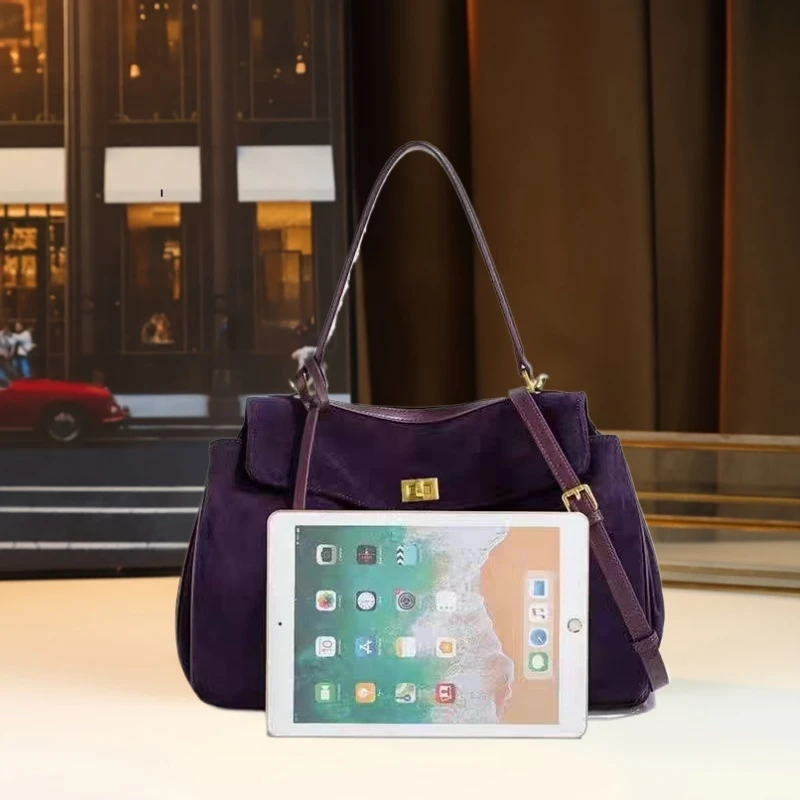 حقيبة يد نسائية كلاسيكية ذات سعة كبيرة - بني أنيق، إغلاق منظمي، مقابض قوية للعمل والسفر والاستخدام اليومي