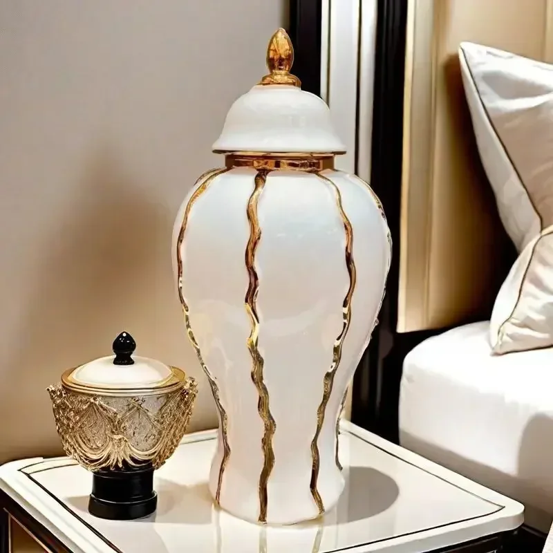 

Ceramic Gold-plated Striped Storage Jar with Lid, Universal Ginger Jar, Ceramic Vase, Desktop Decoration Container, Storage Jar