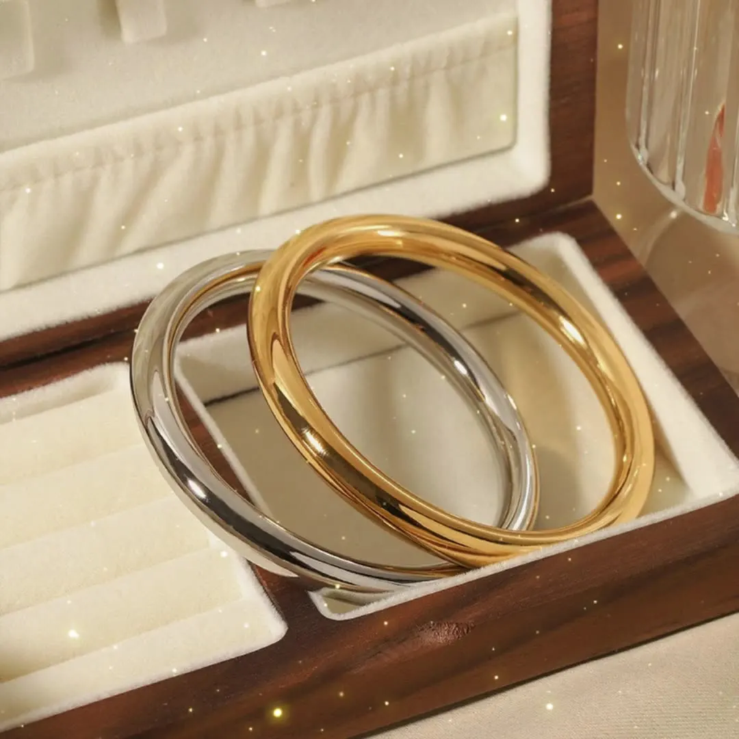 G&D Classic Minimalist Stainless Steel Polished Hollow Gold-plated Bracelet, In A Chunky Style