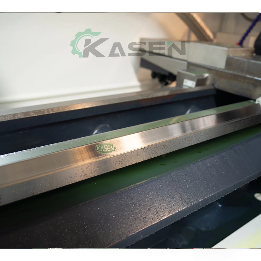 Tornio CNC Ck6136 completamente automatico piccolo ad alta precisione in vendita