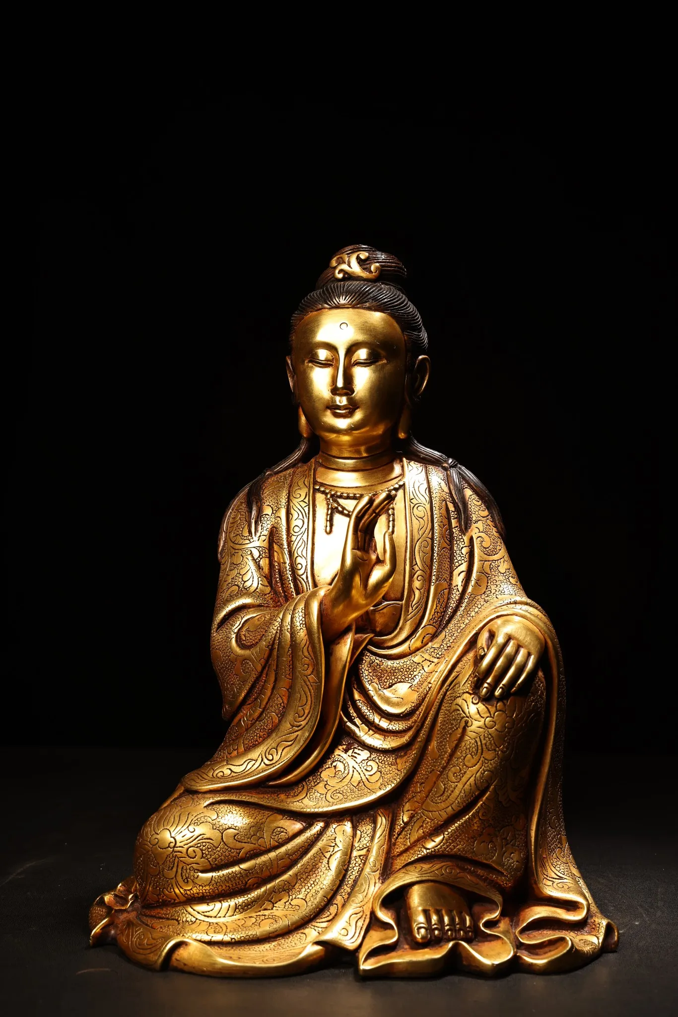 

11"Tibetan Temple Collection Old Purple Bronze Gilded High Relief Guanyin Bodhisattva Sitting Buddha Amitabha Worship Hall