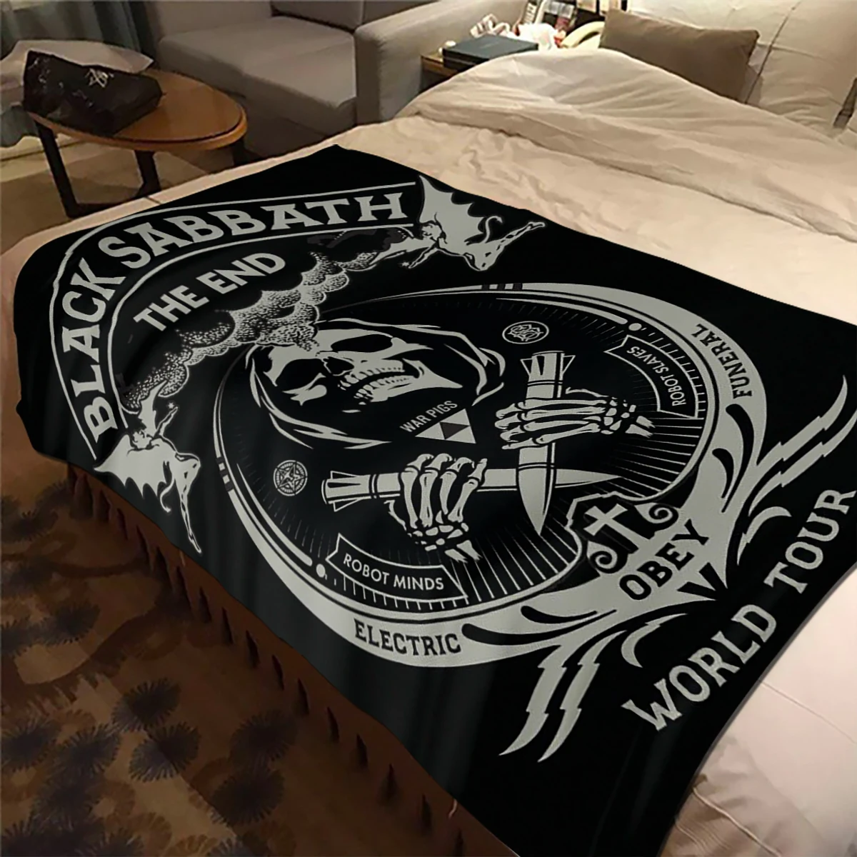 B-Black Sabbath Fashion Flannel Blanket Comfortable Lazy Sofa Cover Blanket Super Soft Sheet Mattress