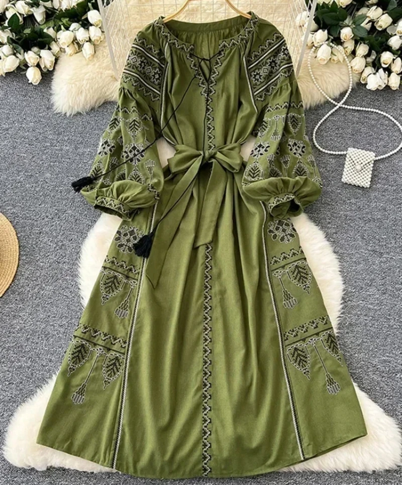 فستان على الطراز الأوروبي القديم للنساء في الربيع والخريف، أكمام فانوس مطرزة بأربطة، تنورة طويلة لشد الخصر
