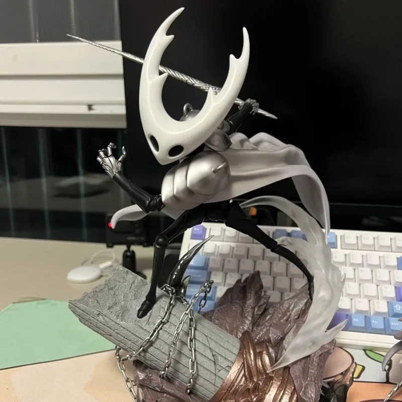 New Hollow Knight Statue Large Figure - 27 Prisoner Bell / Pale King Form, Bookshelf & Desktop Ornament view 2